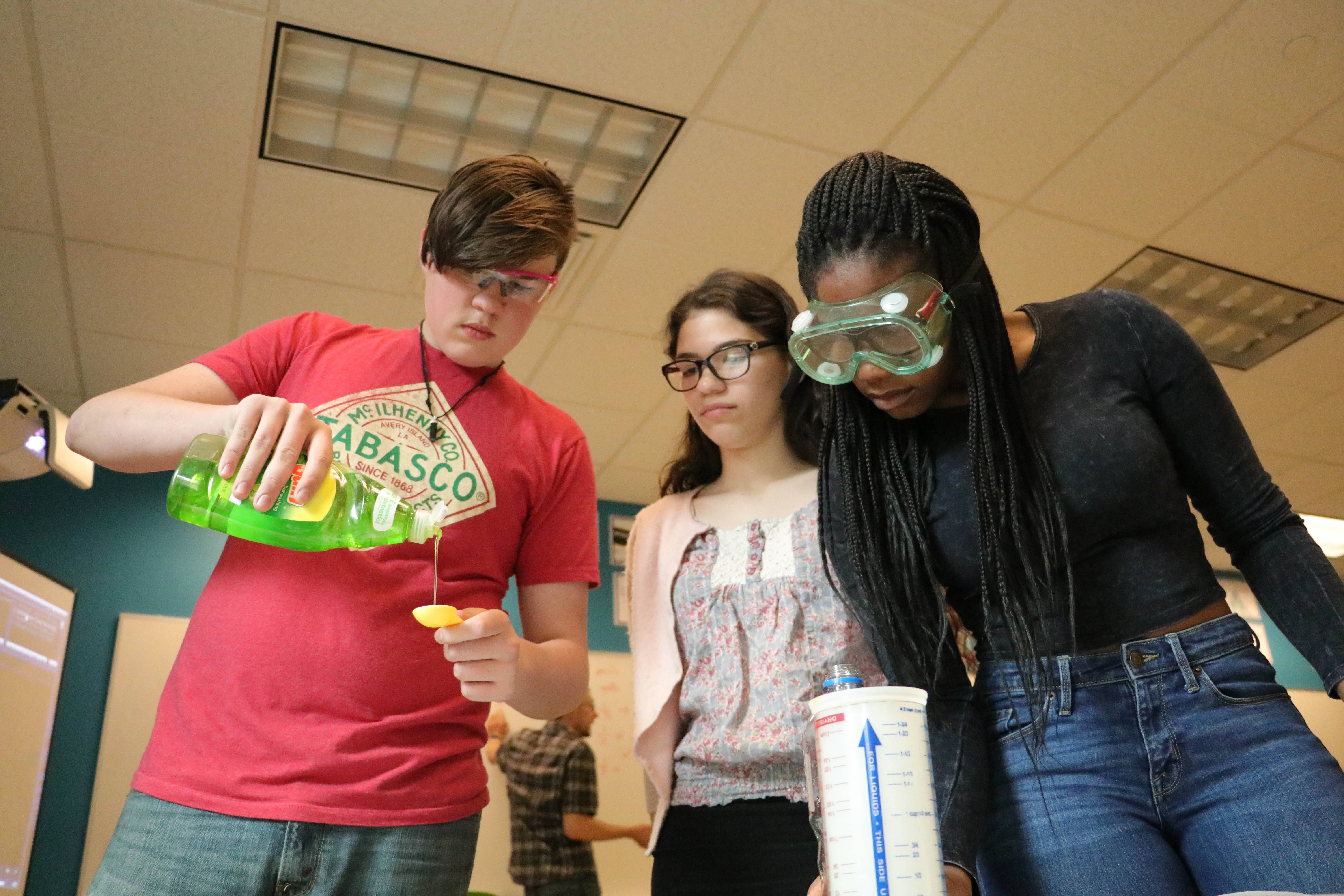 Cca Offers Backyard Science Experiments For Summer Fun And Learning